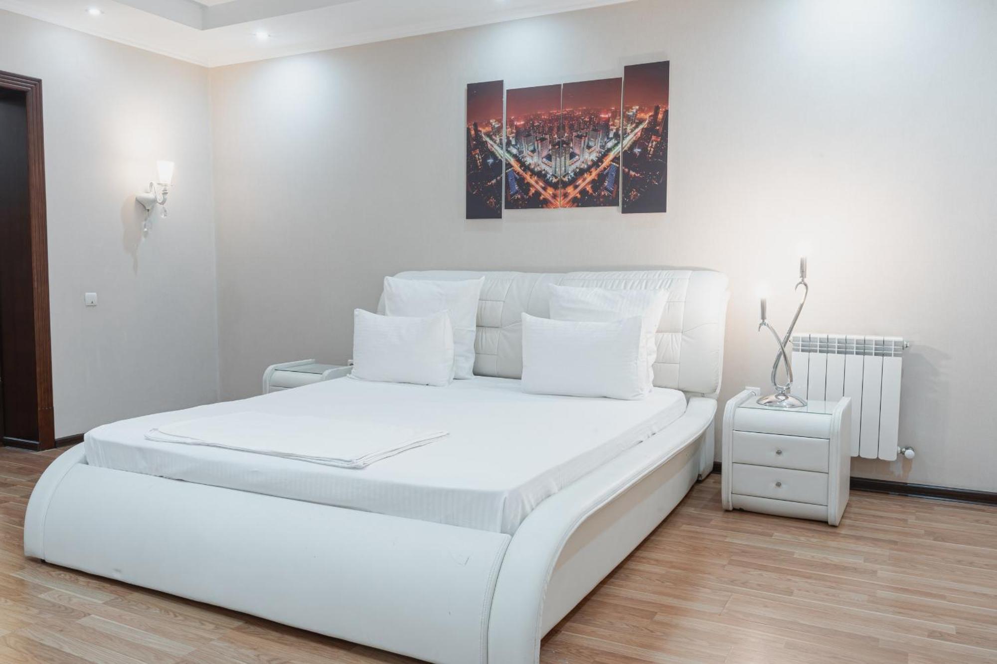 Altair Hotel Shymkent Exterior foto